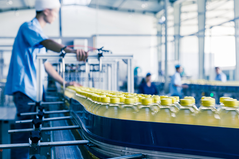 <p>Cooling has a very important place in food and beverage processes that require very different temperatures in the process from production to distribution. Most applications in the food and beverage industries require low to medium temperatures.</p>